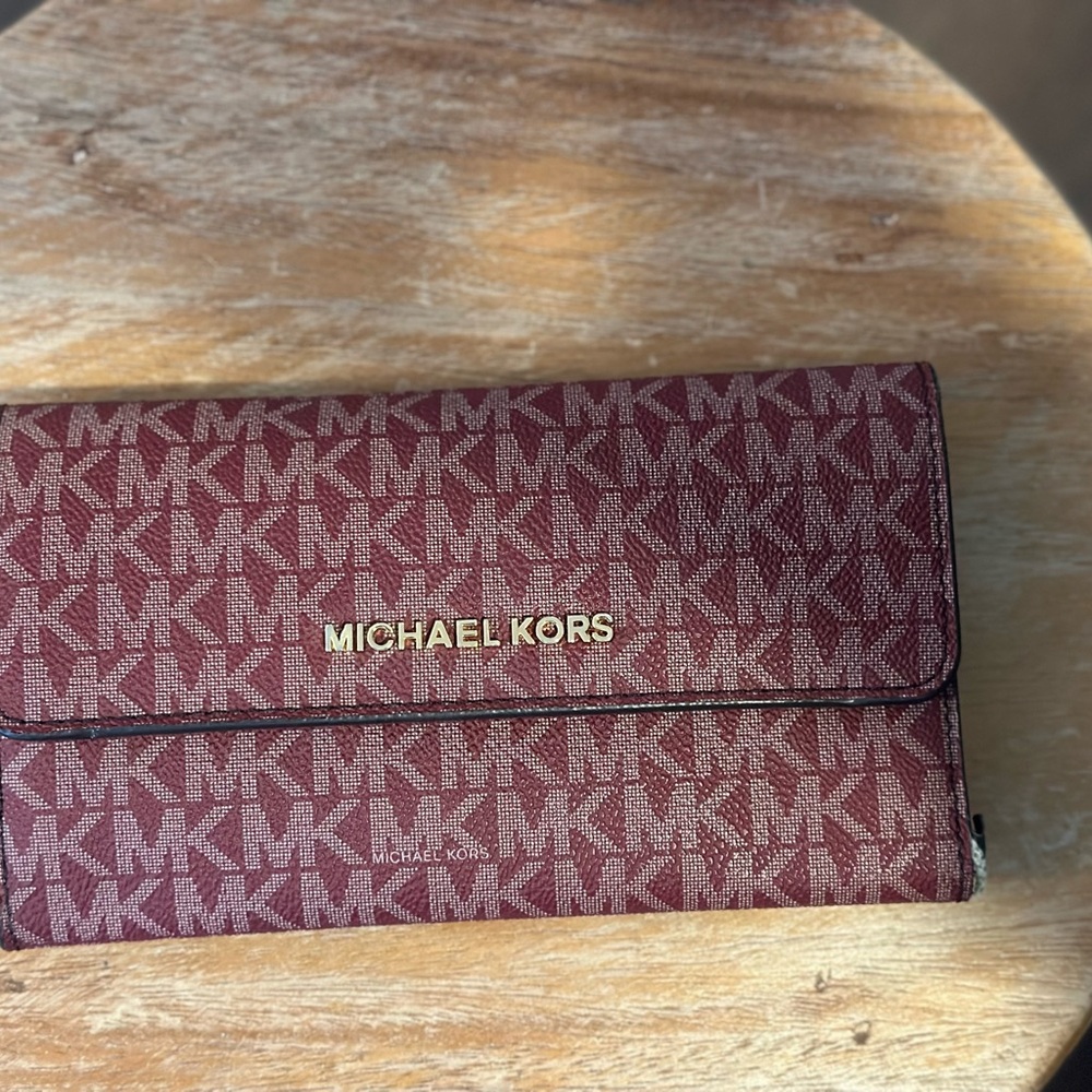 Burgandy wallet